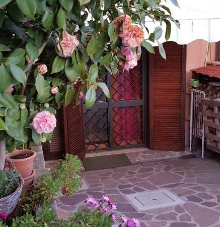 B&B Vista Su Roma Marco Simone Buitenkant foto