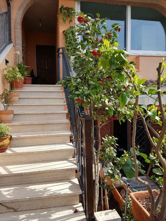 B&B Vista Su Roma Marco Simone Buitenkant foto