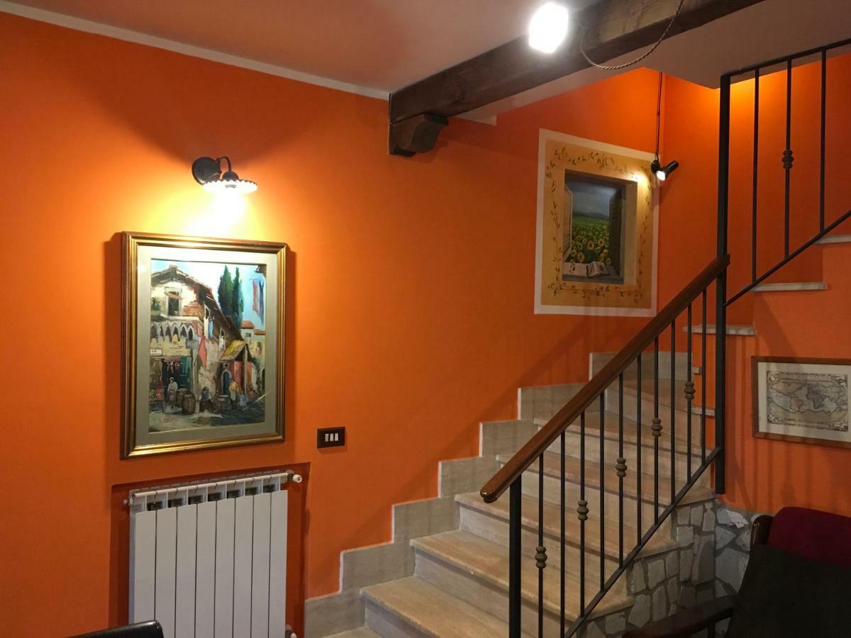 B&B Vista Su Roma Marco Simone Buitenkant foto