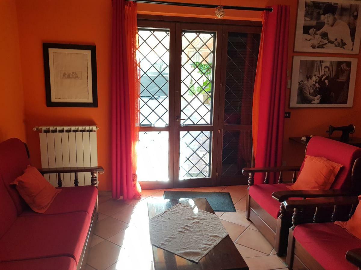 B&B Vista Su Roma Marco Simone Buitenkant foto